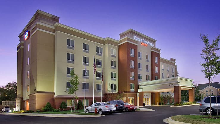 Fairfield Inn & Suites Baltimore BWI Airport, Hotel in Linthicum