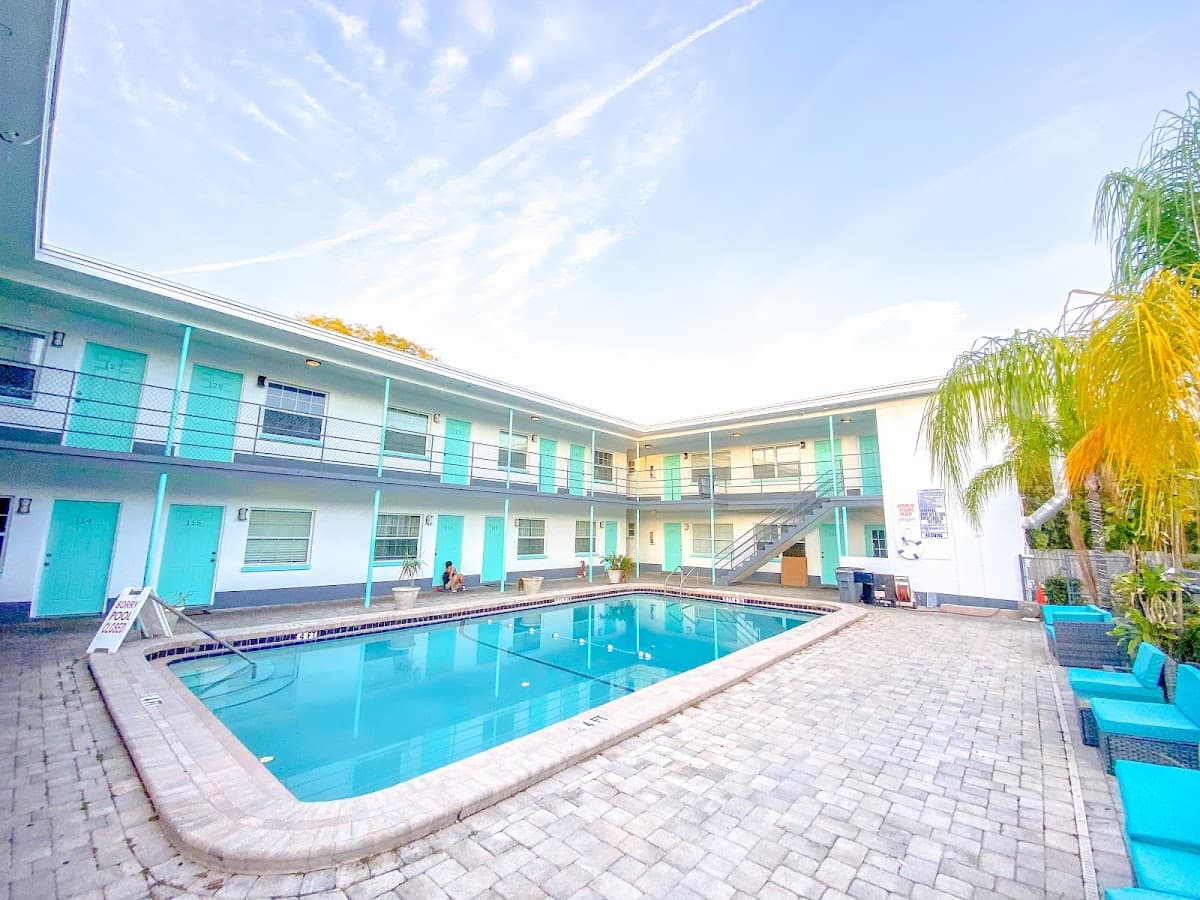 Empress Motel, Motel in St. Petersburg