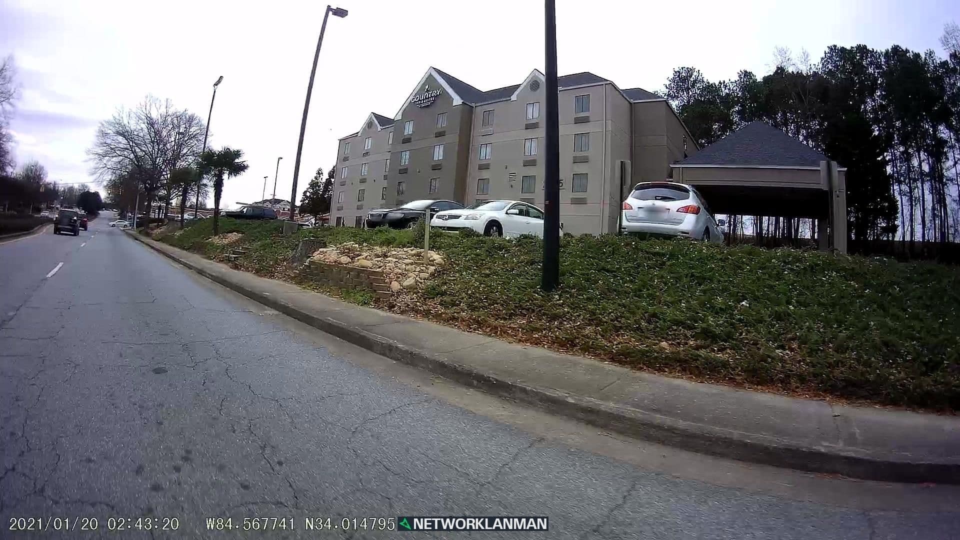 Street view near Country Inn & Suites, Kennesaw — © networklanman (CC BY-SA · Mapillary)