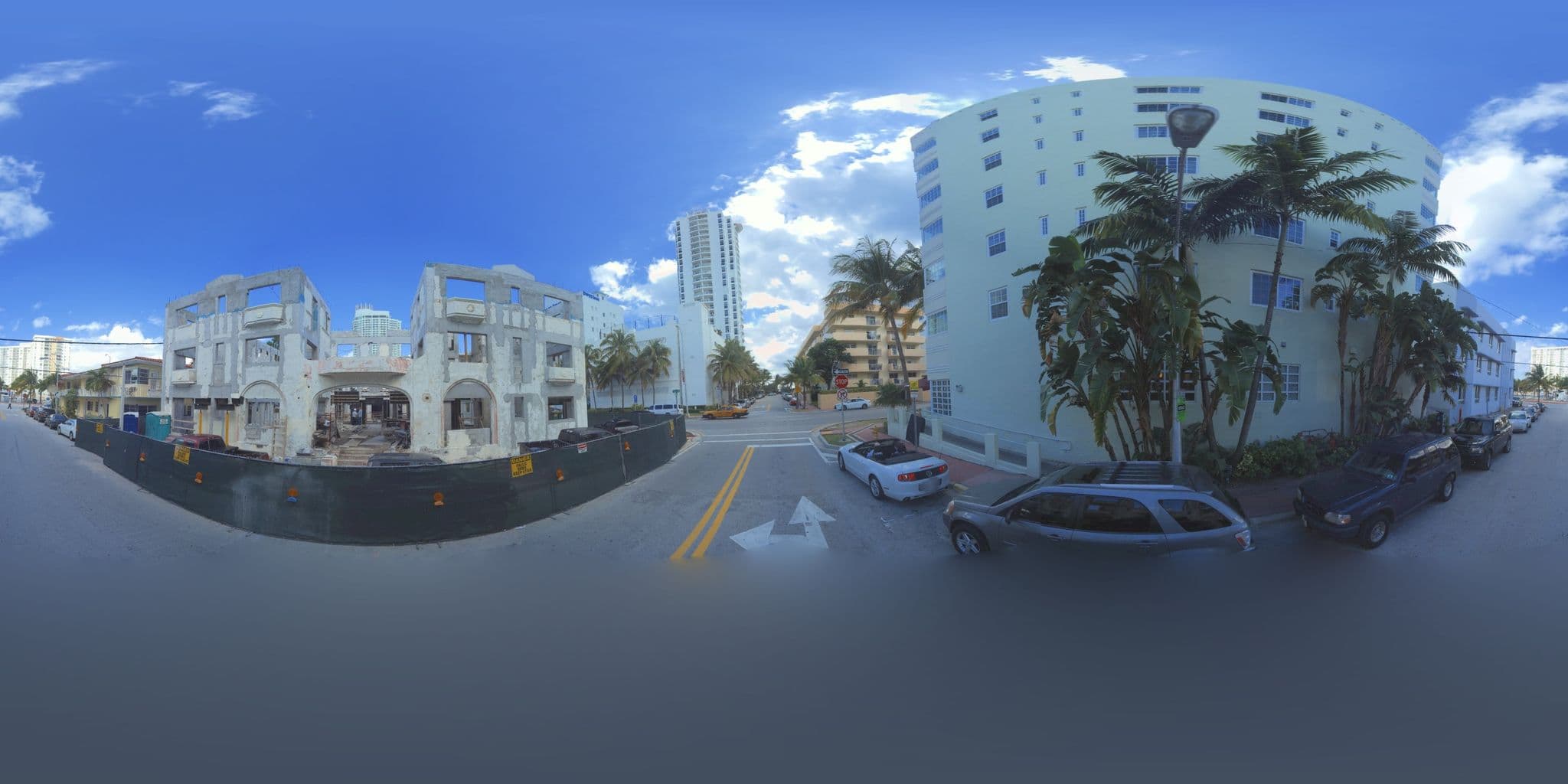 Street view near Caesarea, Miami Beach