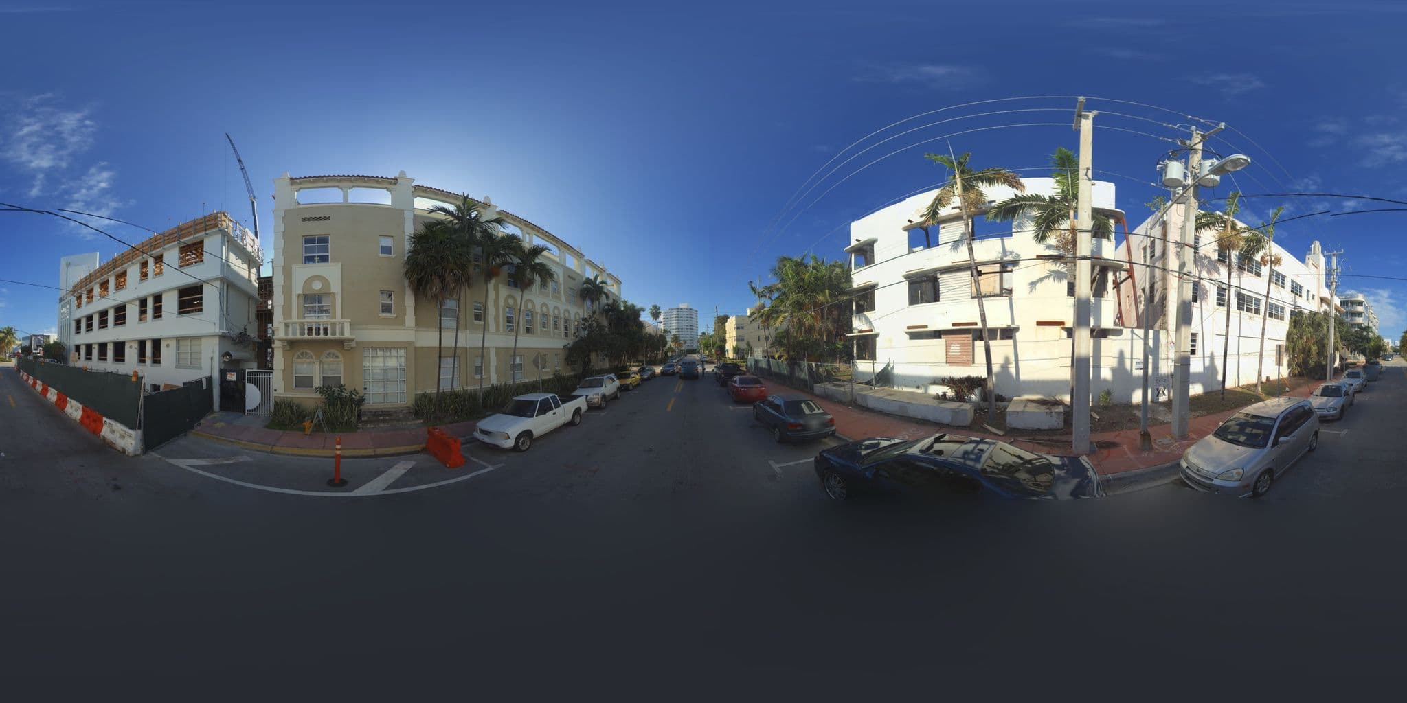 Street view near Plymouth Hotel, Miami Beach