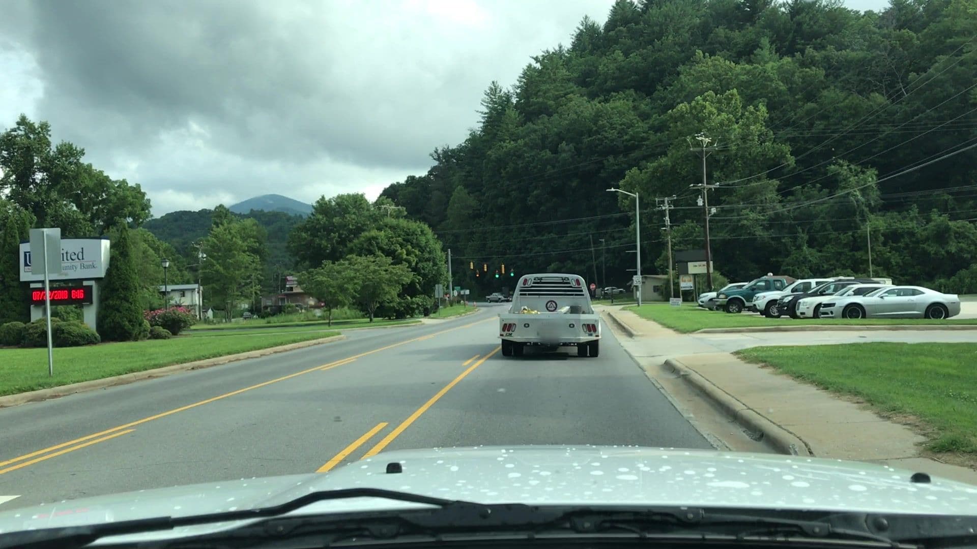 Street view near Quality Inn and Suites, Bryson City — © lvl5 (CC BY-SA · Mapillary)