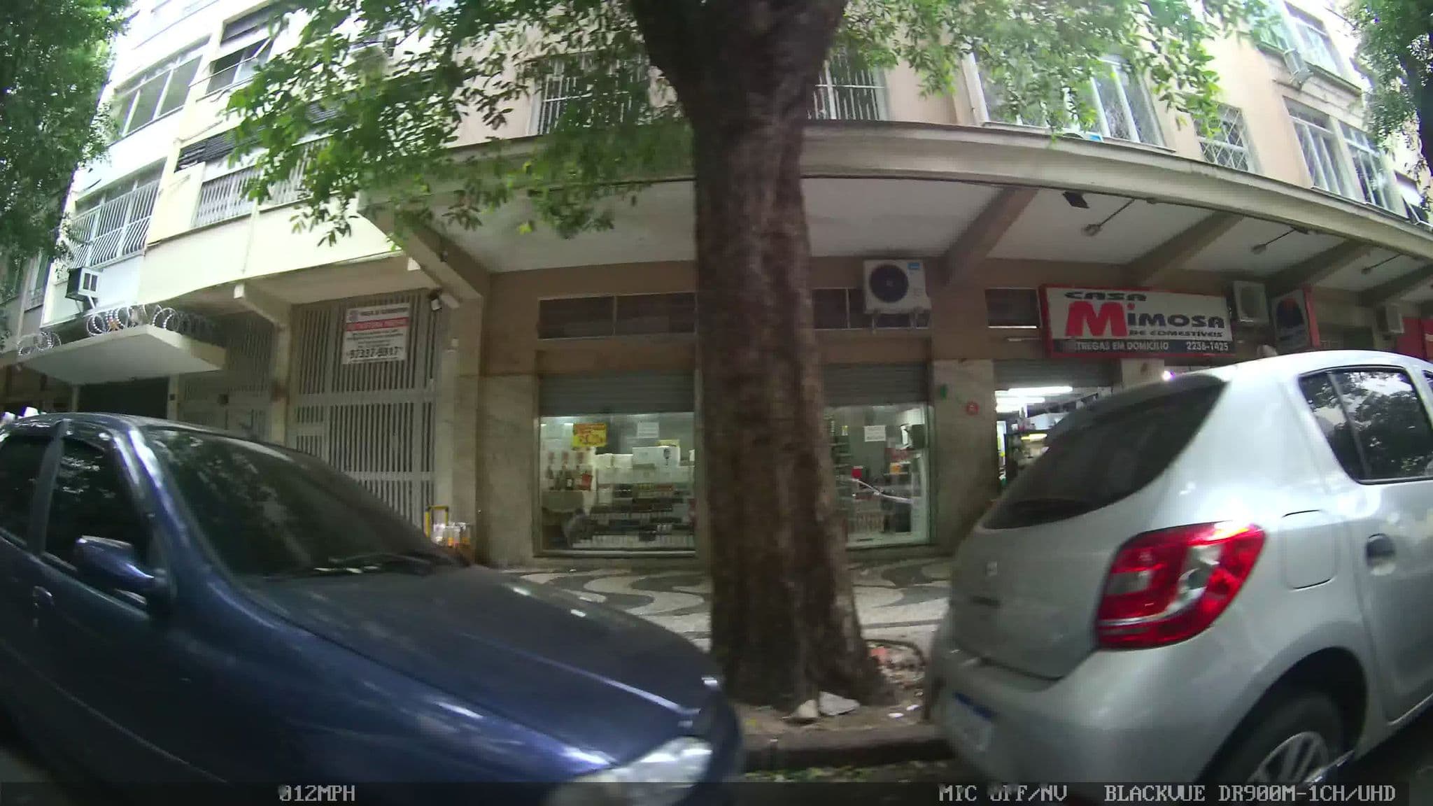 Street view near CLH Suites Che Lagarto, Copacabana — © kaart_1 (CC BY-SA · Mapillary)