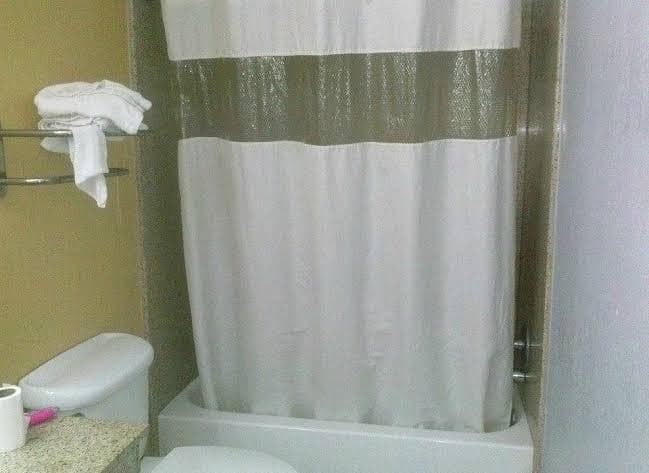 Regency Inn & Suites, Motel in Marietta