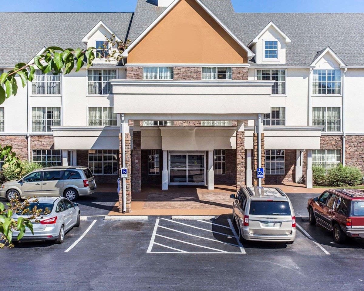 Comfort Inn & Suites Ballpark Area, Hotel in Smyrna