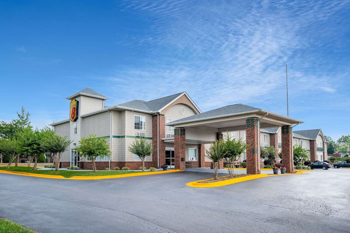 Super 8 by Wyndham Salisbury, Motel in Salisbury