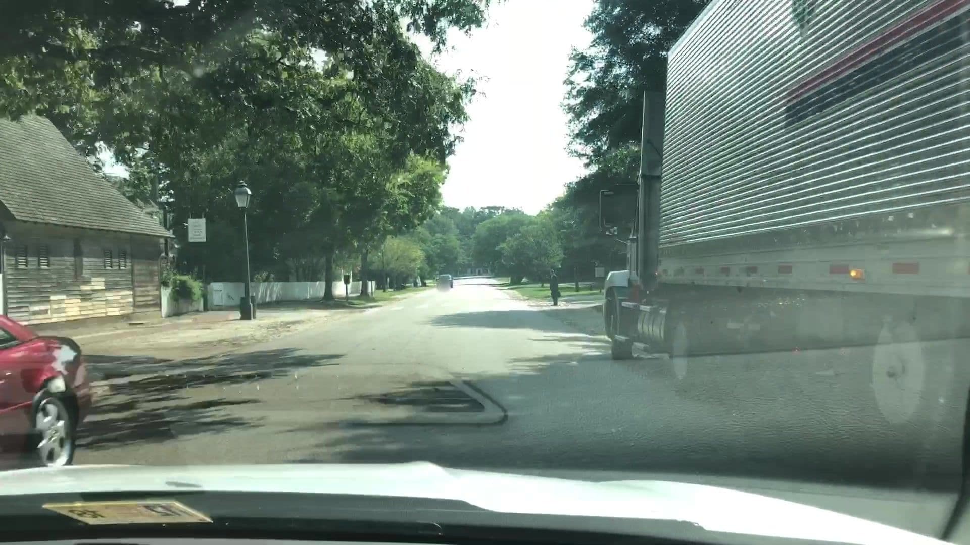 Street view near Chiswell-Bucktrout Kitchen, Gloucester Point — © lvl5 (CC BY-SA · Mapillary)