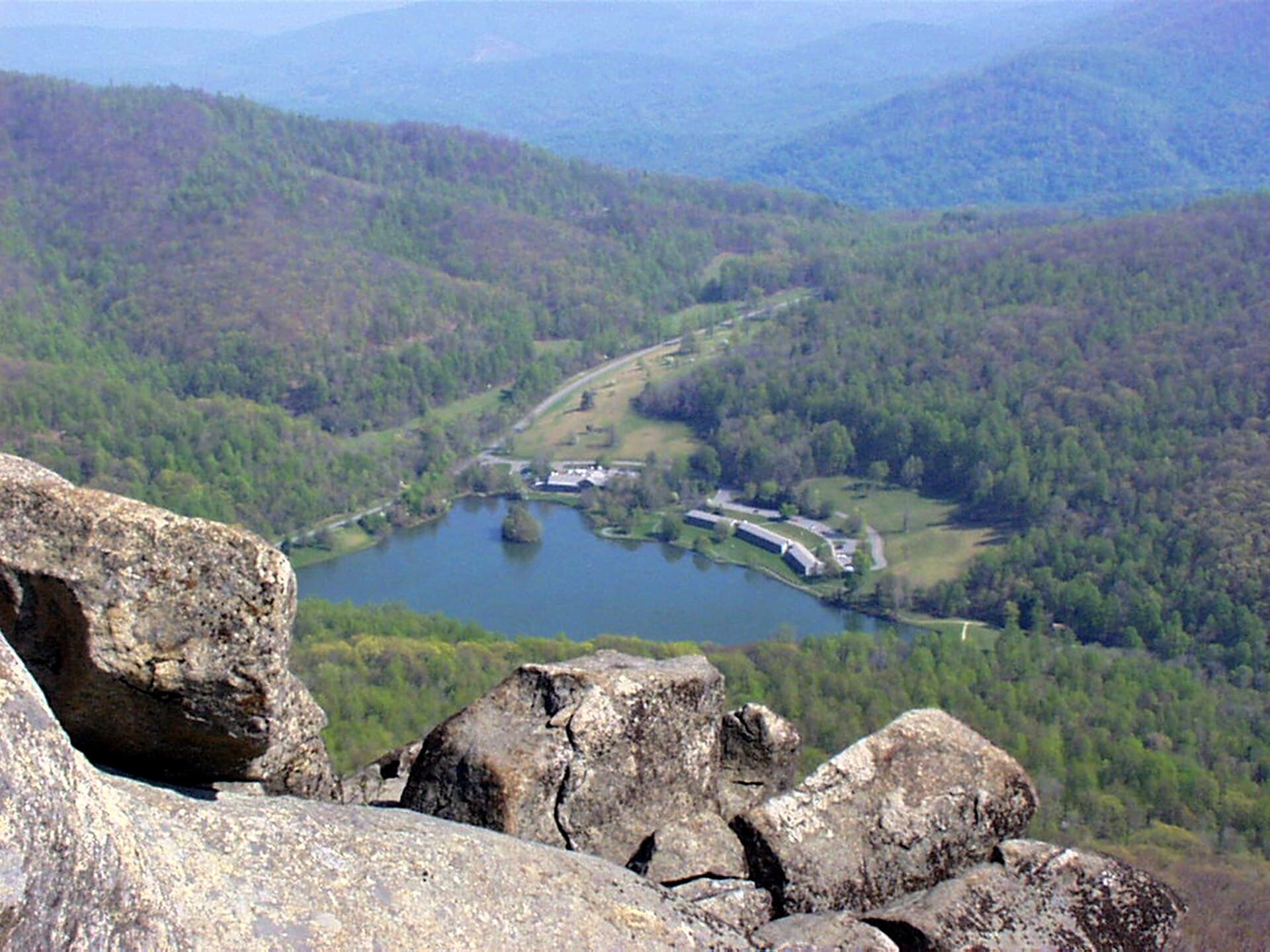 Peaks of Otter Lodge (via Wikimedia Commons, Public domain)