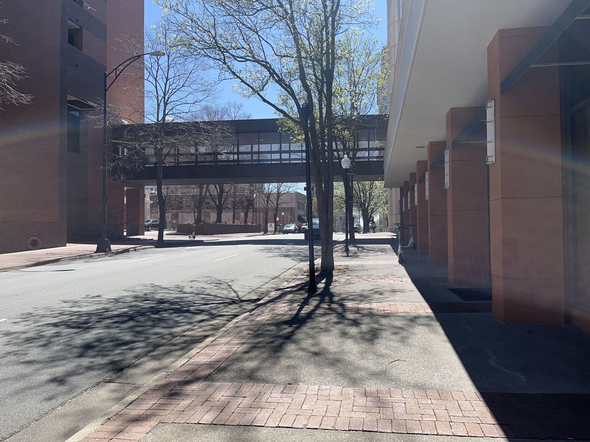 Street view near Marriott, Winston-Salem — © gregorywpower (CC BY-SA · Mapillary)