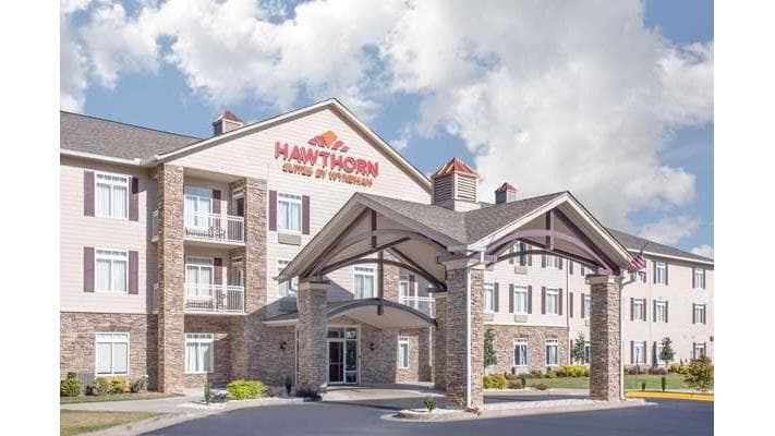 Hawthorn Suites by Wyndham Conyers, Hotel in Conyers