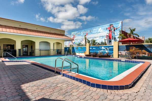 Clarion Inn & Suites Kissimmee-Lake Buena Vista South, Hotel in Celebration