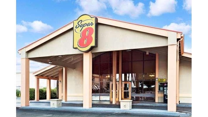 Super 8 Kissimmee/Orlando/Maingate, Motel in Celebration