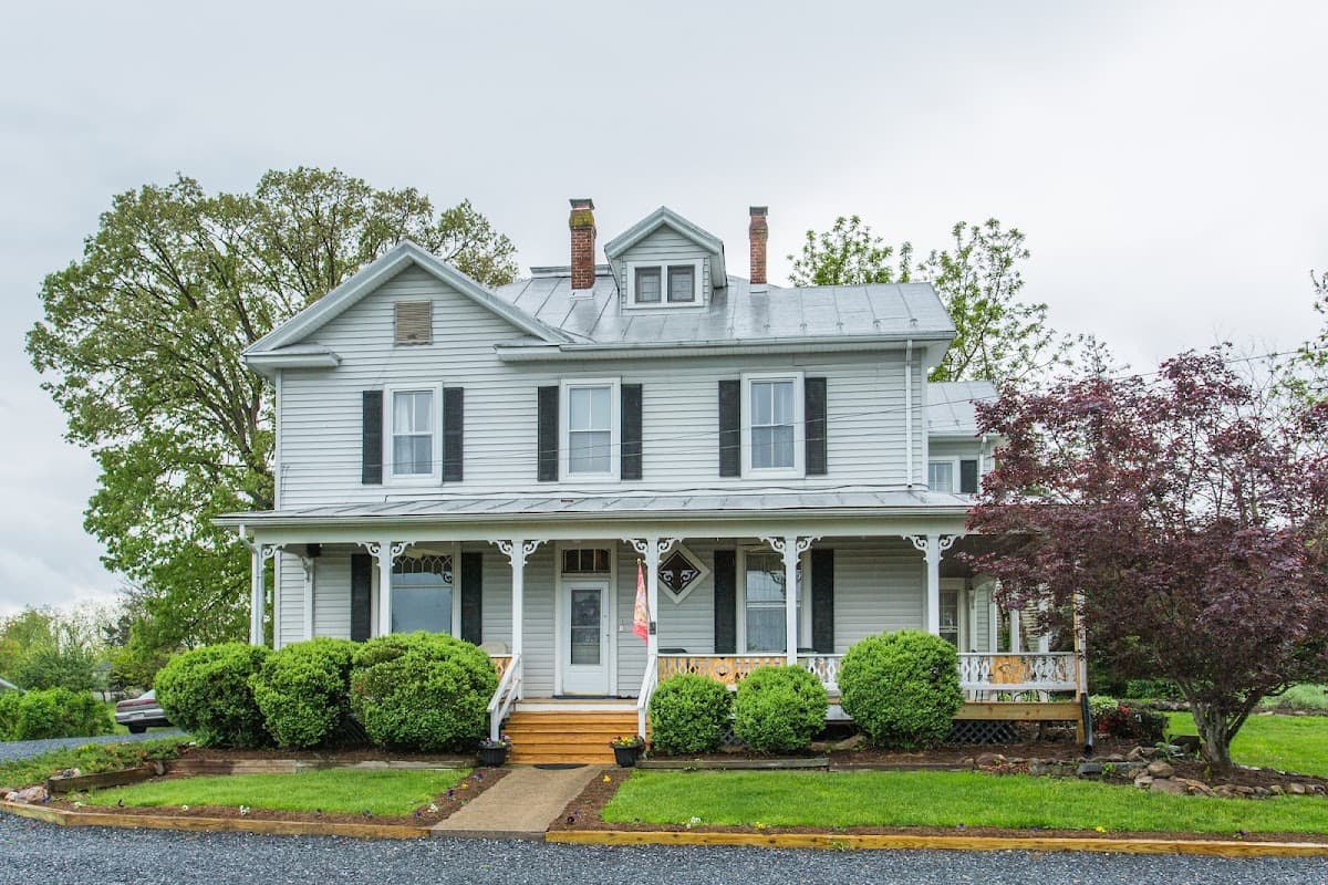 MayneView Bed & Breakfast, Guesthouse in Luray