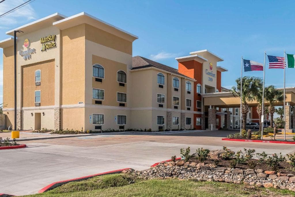 Comfort Inn Edinburg South, Hotel in Lopezville
