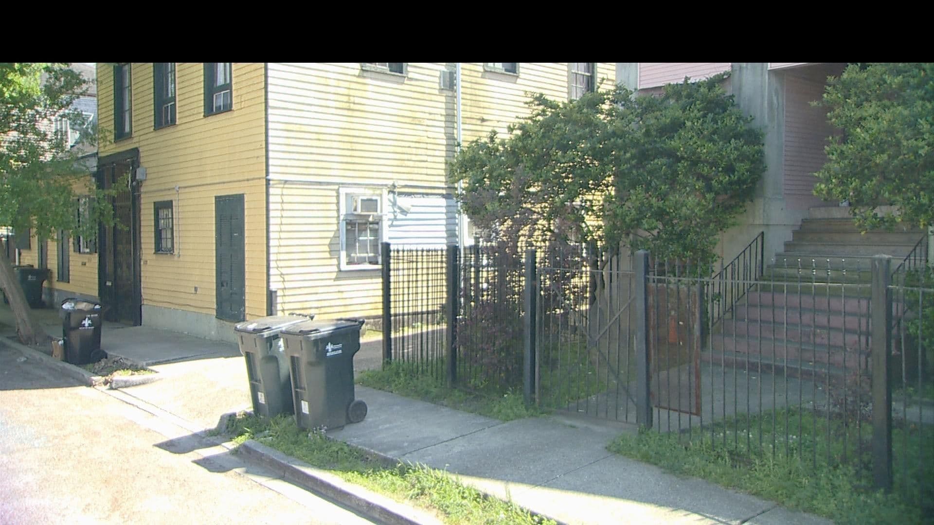 Street view near The Queen Anne Hotel, New Orleans