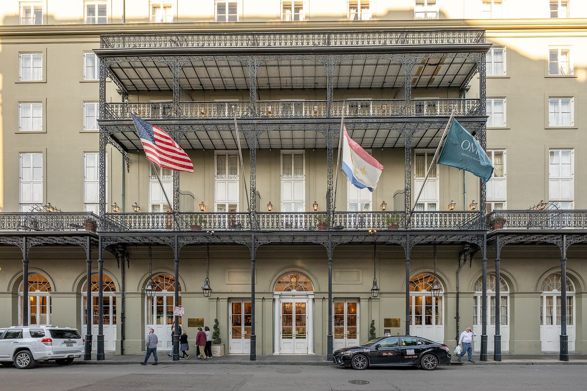 Omni Royal Orleans (via Wikimedia Commons, CC BY 4.0)