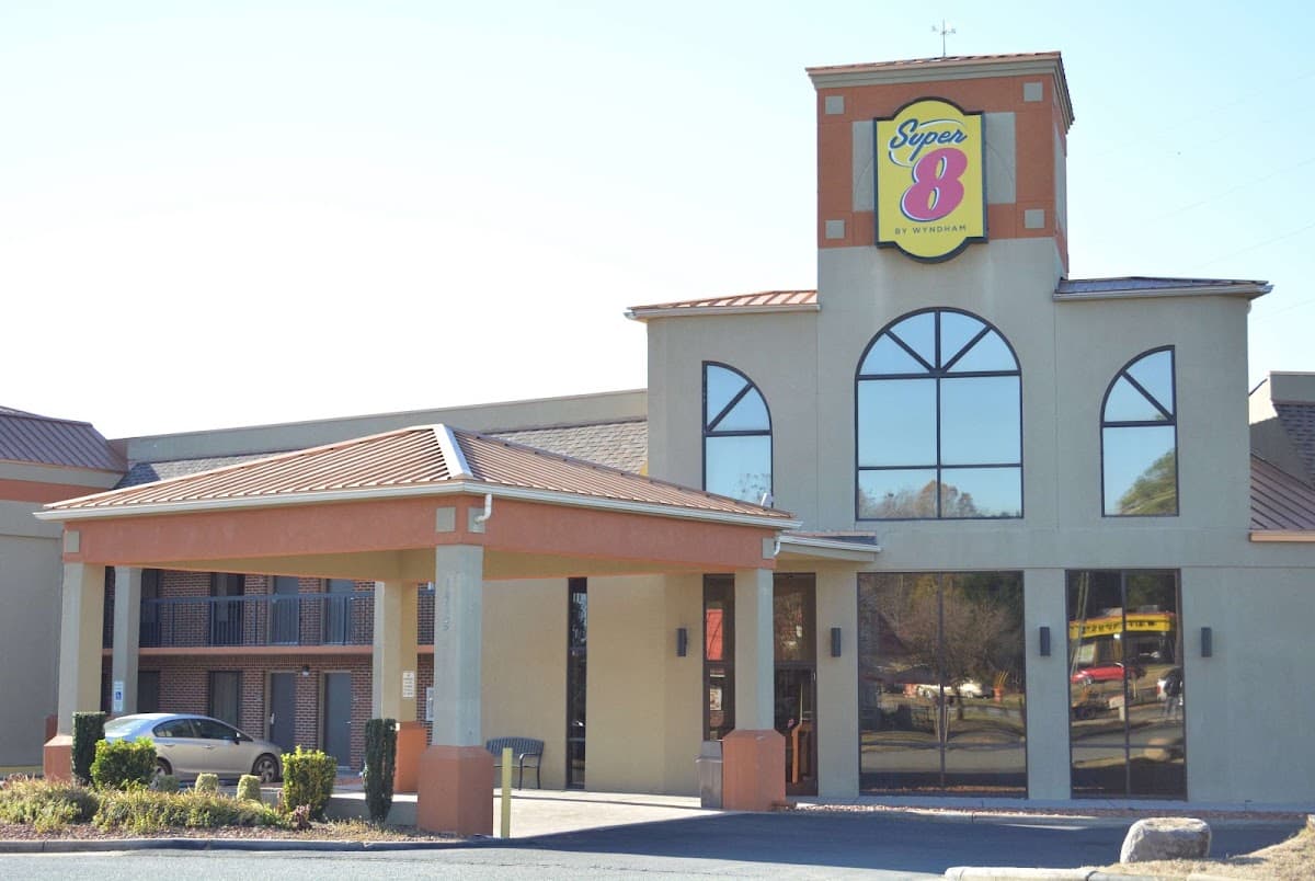 Super 8 by Wyndham Huntersville/Charlotte Area, Motel in Huntersville