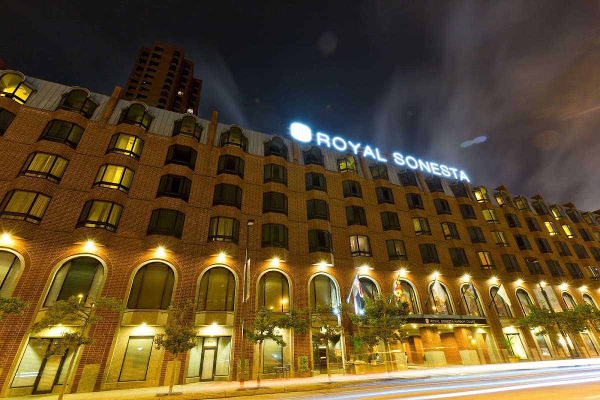 The Royal Sonesta Harbor Court Baltimore, Hotel in Otterbein