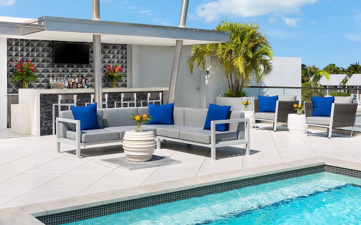 H2O, Hotel in Key West