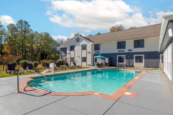 Comfort Inn & Suites - Near Robins Air Force Base Main Gate, Hotel in Robins Air Force Base