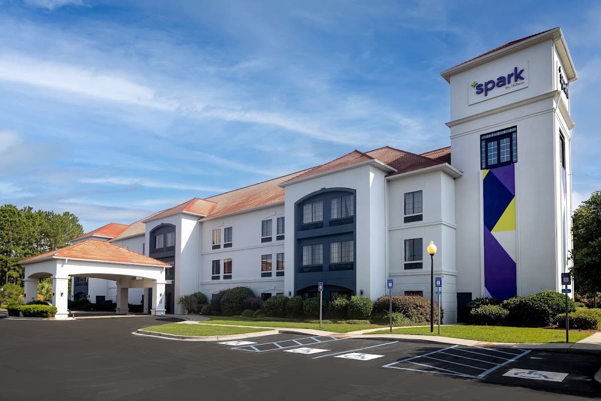 Spark by Hilton Savannah Airport, Hotel in Pooler