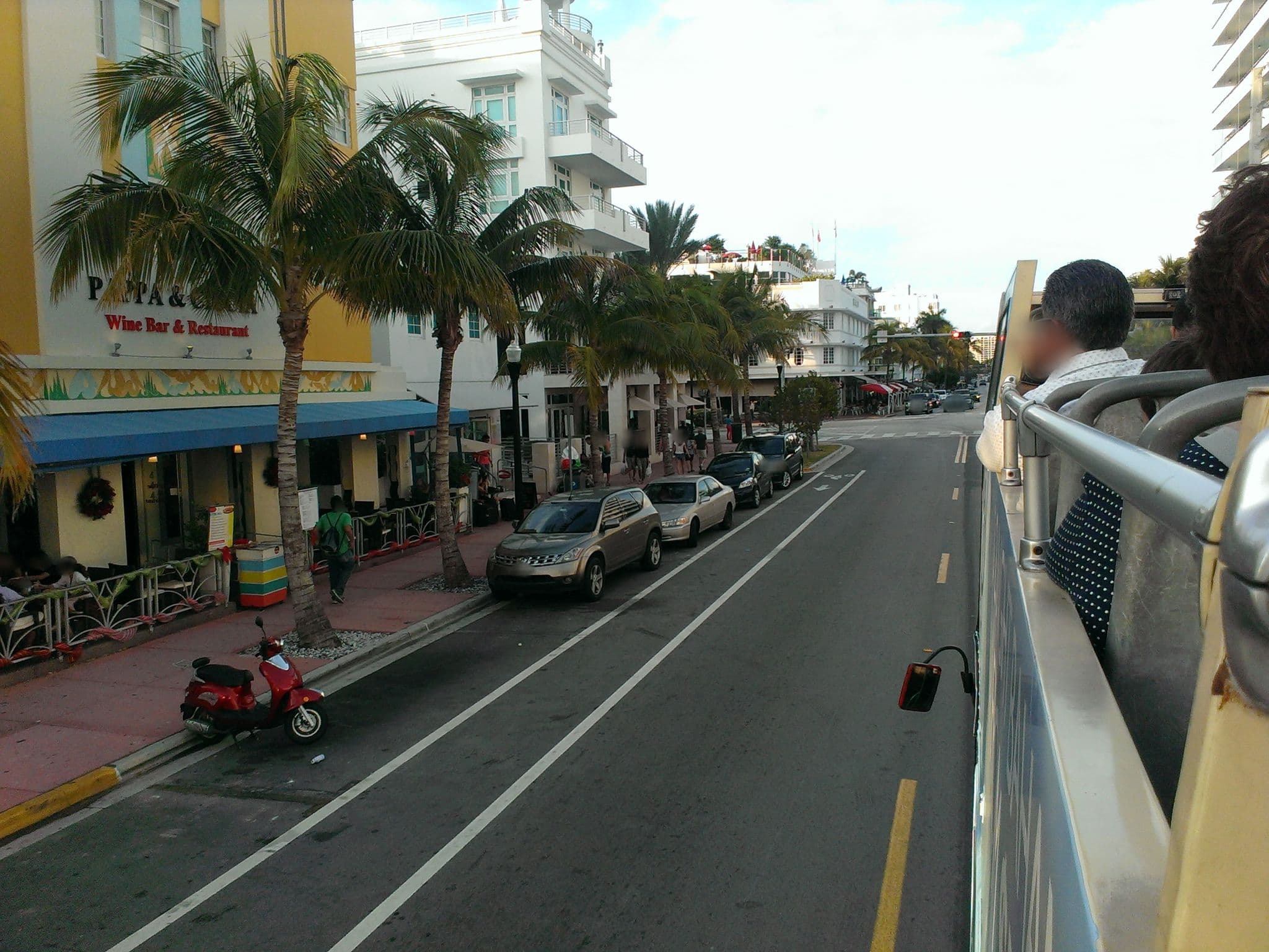 Street view near Ocean Five Hotel, Miami Beach
