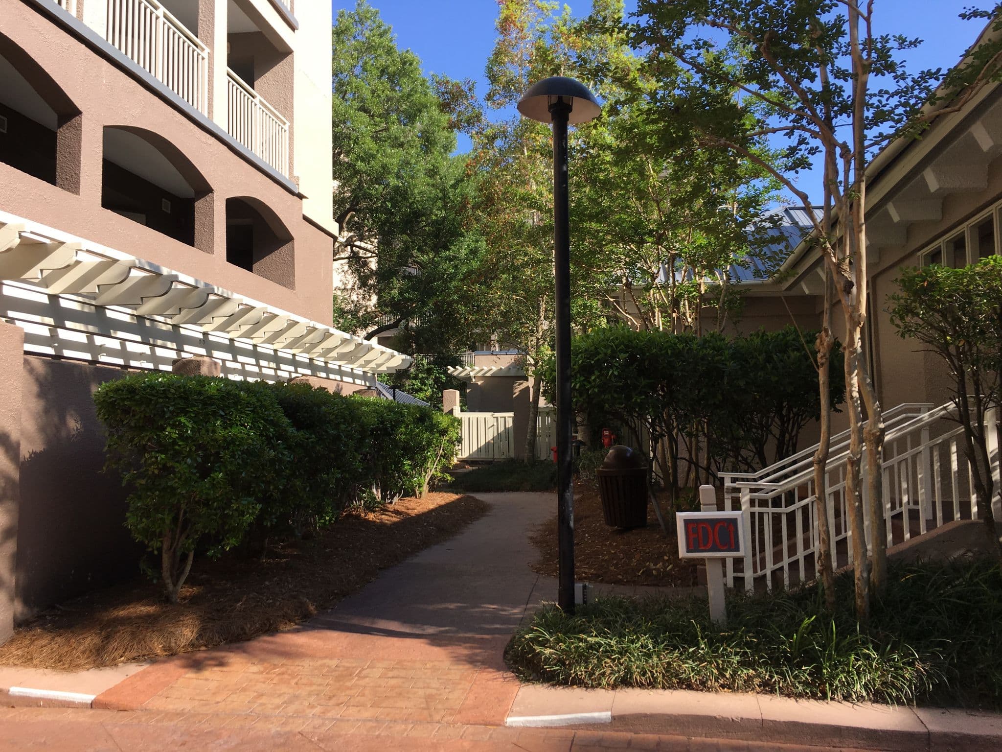 Street view near Marriott's Grande Ocean, Hilton Head Island — © talllguy (CC BY-SA · Mapillary)