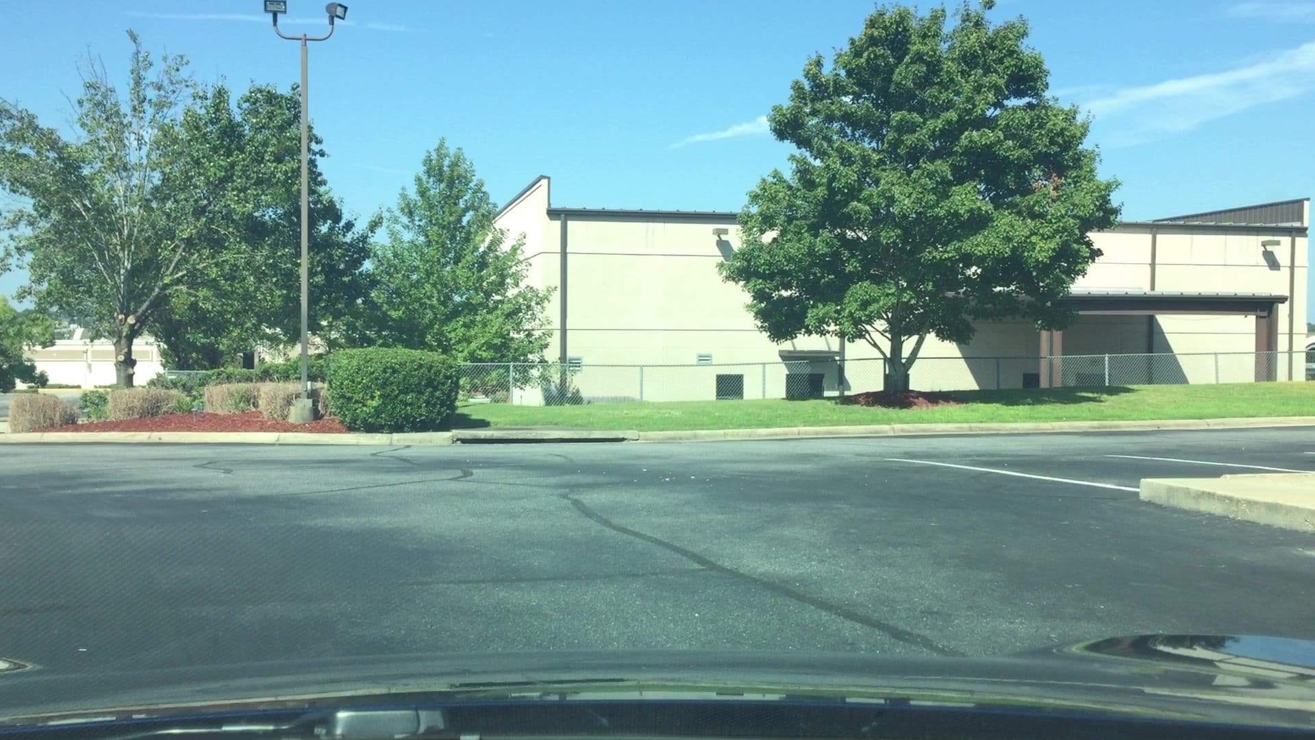 Street view near Quality Inn University Area, Opelika — © lvl5 (CC BY-SA · Mapillary)