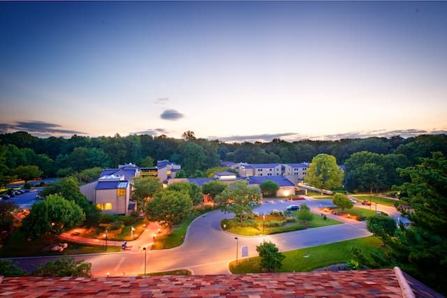 William F. Bolger Center, Hotel in Potomac