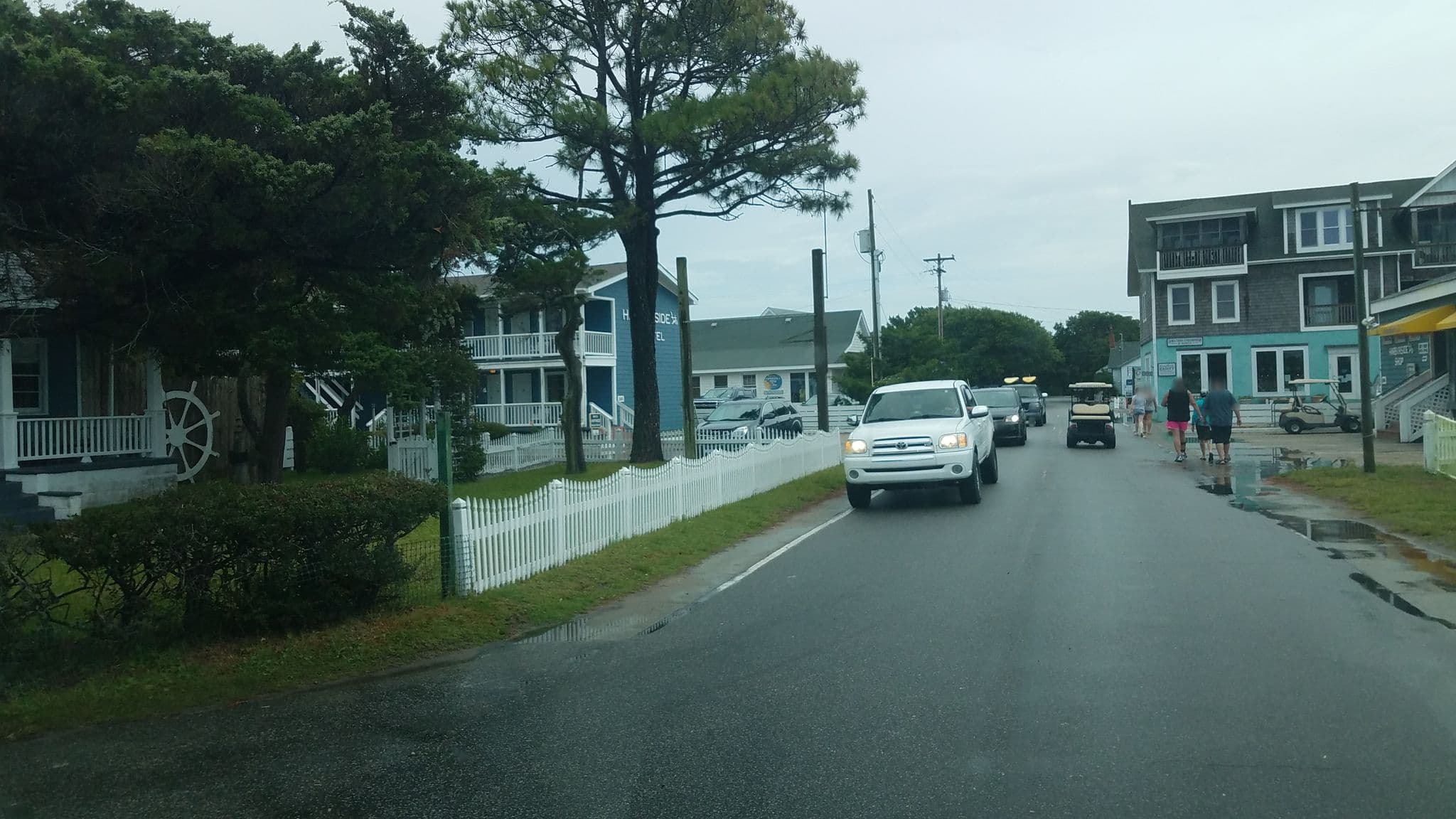 Street view near Anchorage Inn & Marina, Wanchese — © jbthemilker (CC BY-SA · Mapillary)