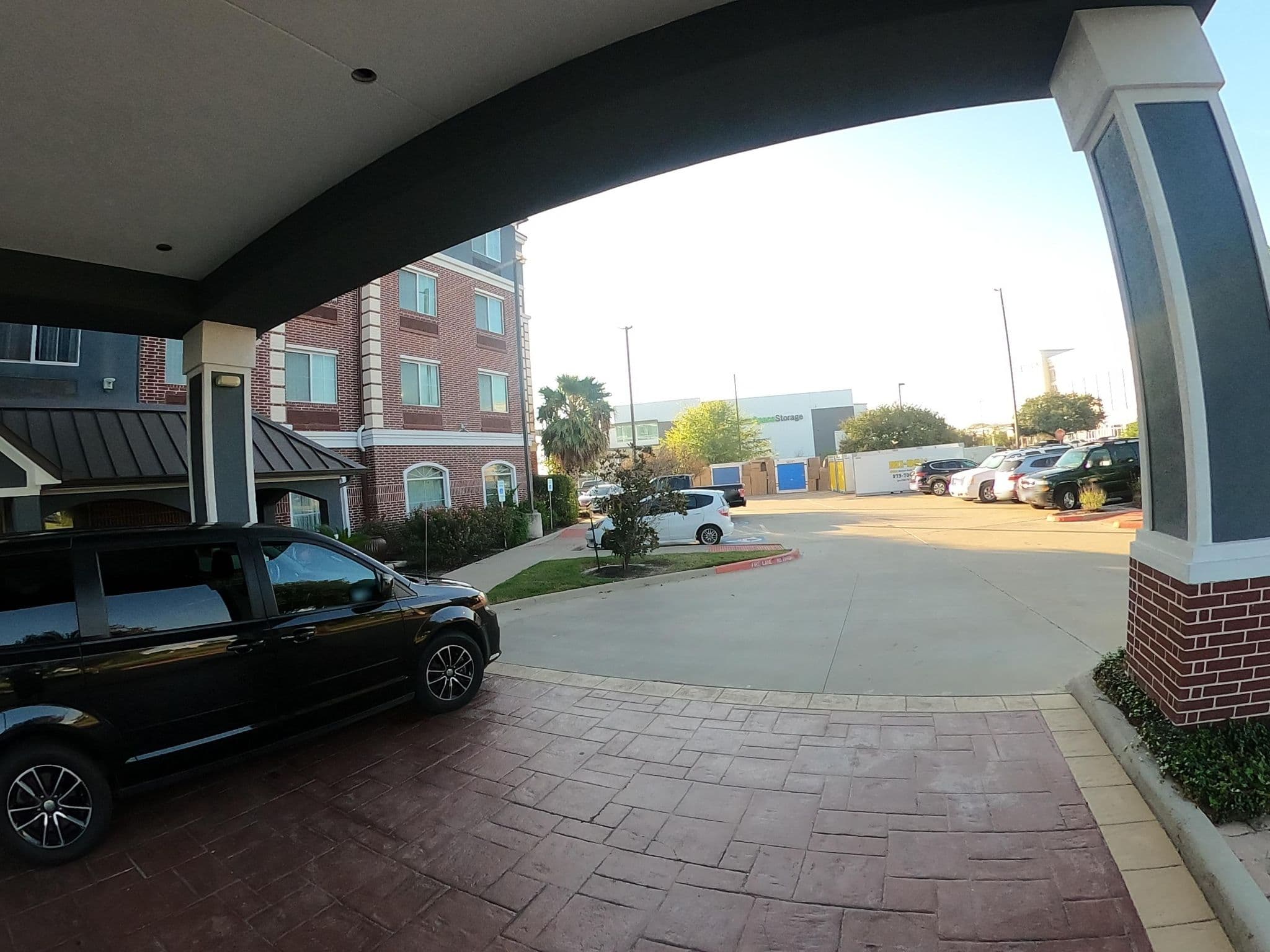 Street view near Country Inn & Suites, College Station — © graharg (CC BY-SA · Mapillary)