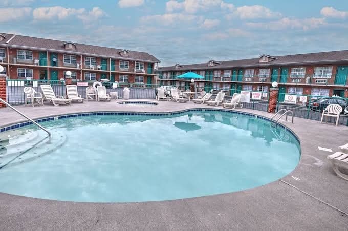 Mountain Aire Inn, Hotel in Sevierville