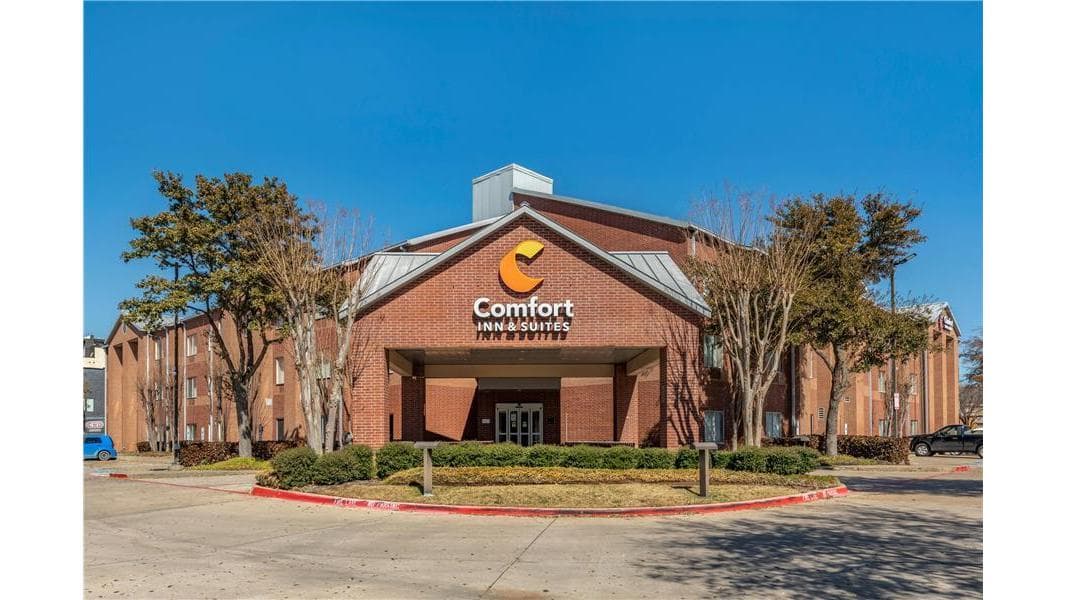 Comfort Inn & Suites Dallas-Addison, Hotel in Carrollton