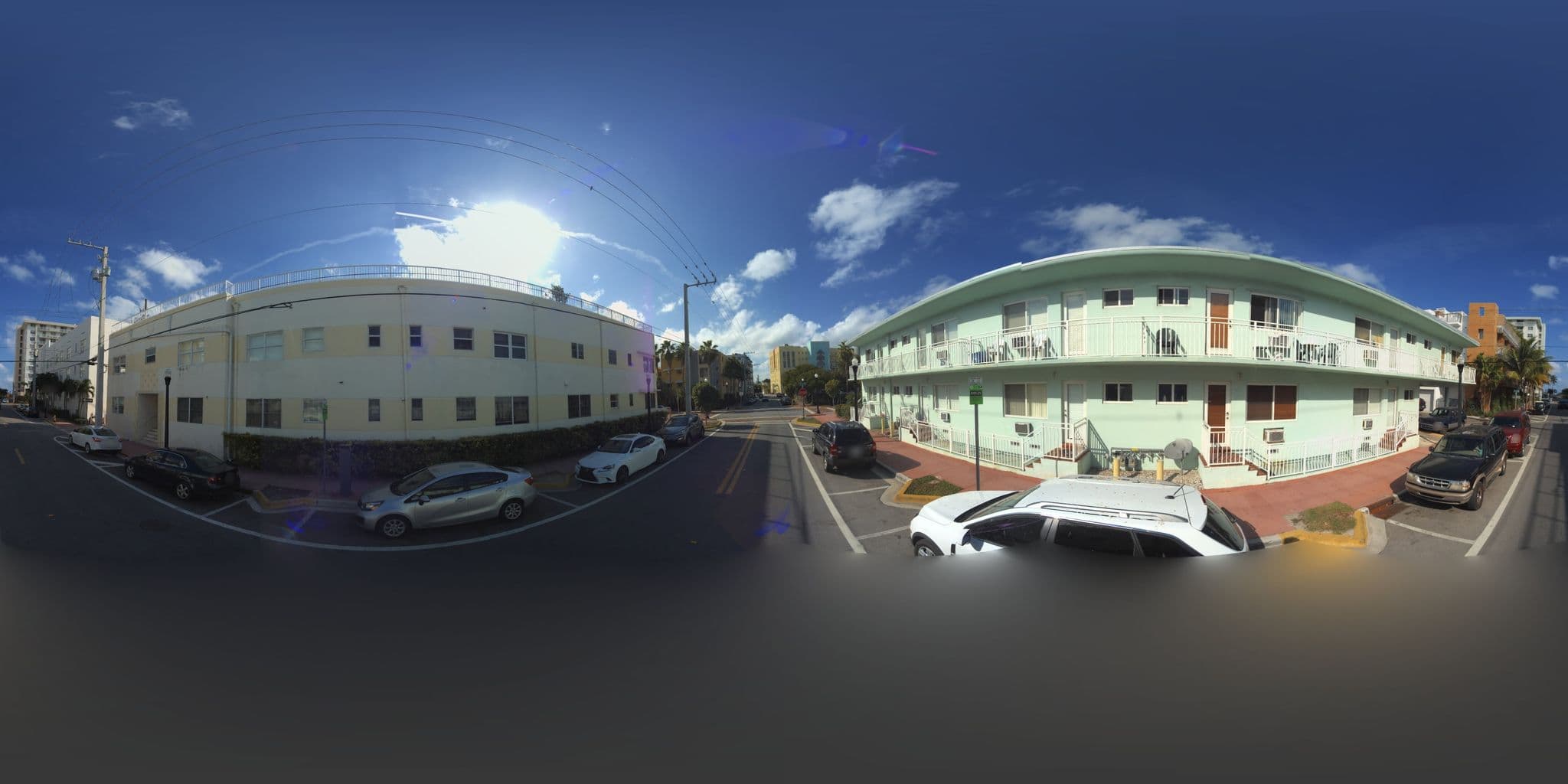 Street view near Harrison Hotel, Miami Beach