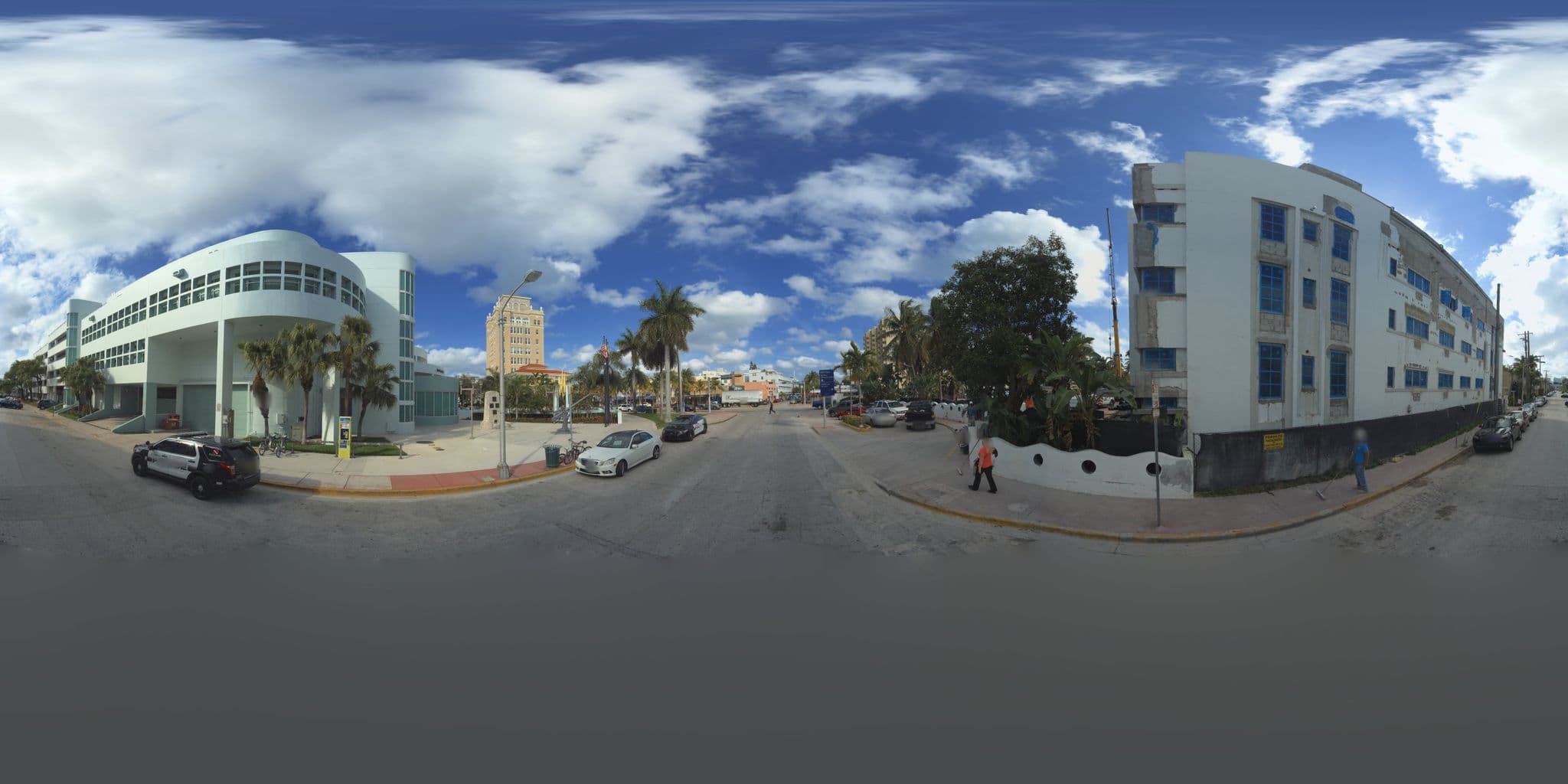 Street view near Washington Park Hotel, Miami Beach