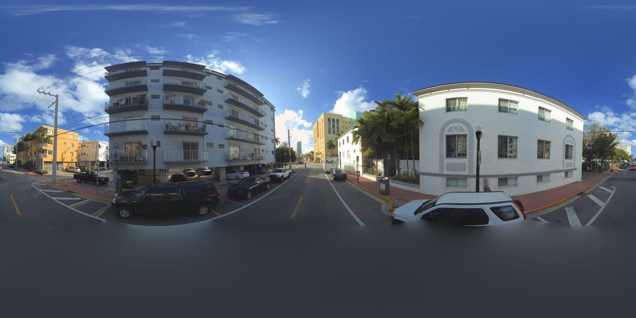 Street view near Harrison Hotel, Miami Beach