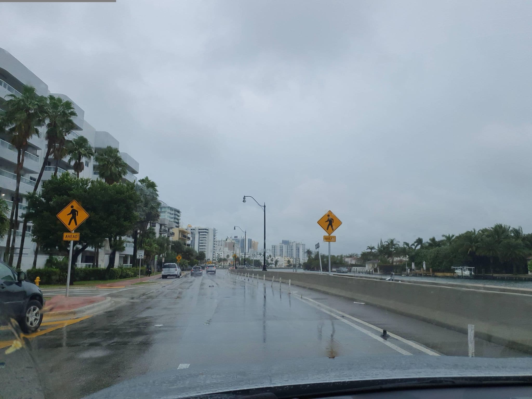 Street view near Venezia Hotel Miami, Miami Beach