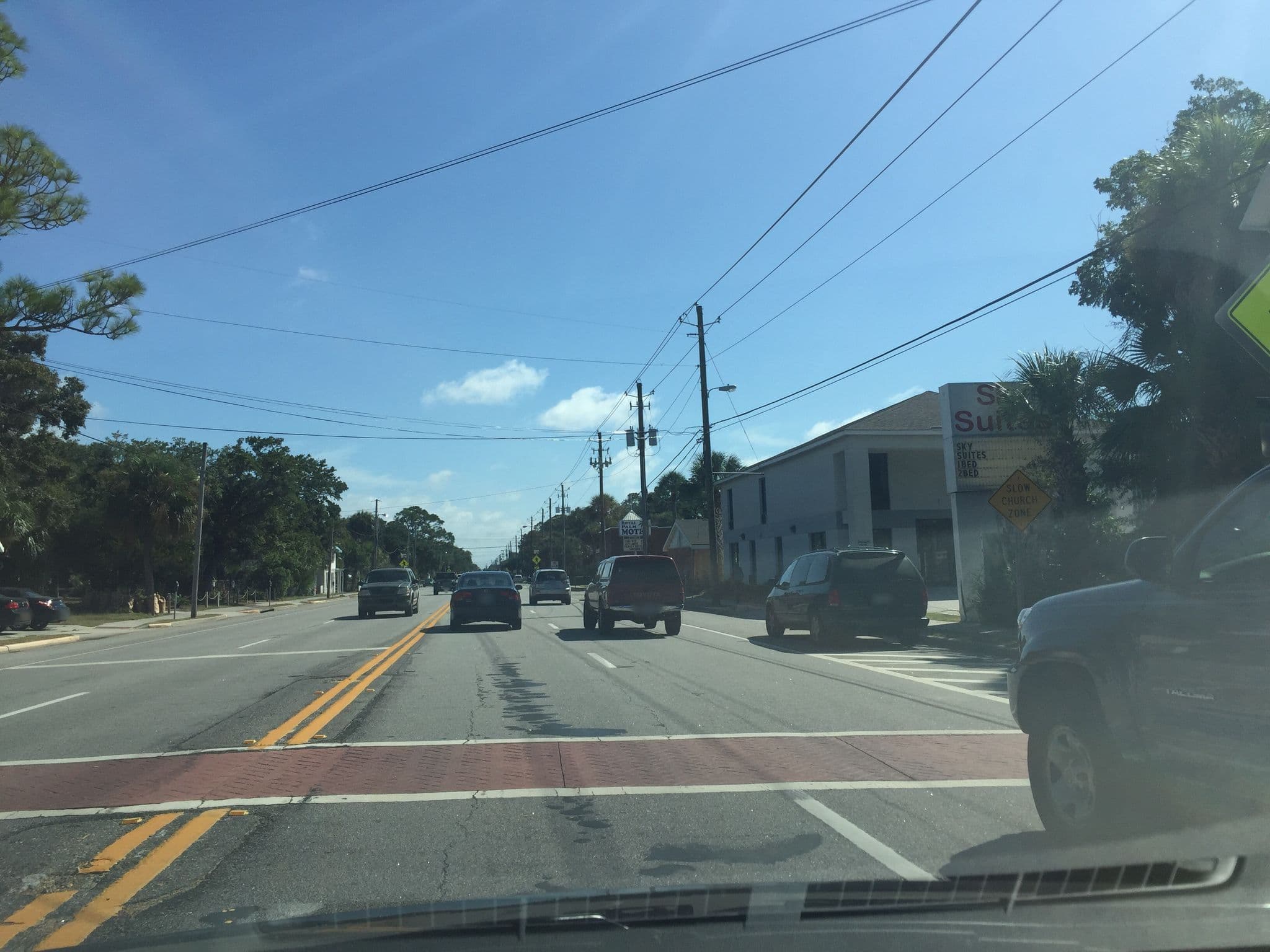 Street view near Beach Boys Bungalow, Tybee Island — © davegis (CC BY-SA · Mapillary)