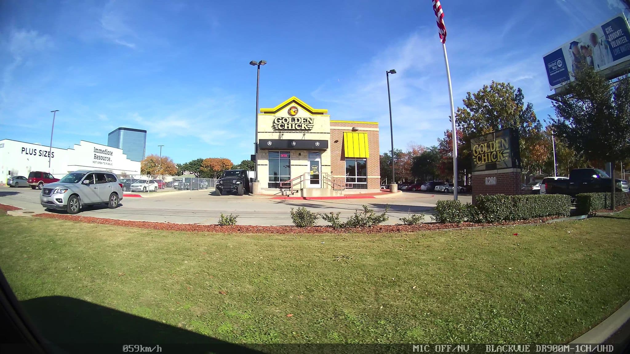 Street view near Budget Suites Empire Central, Irving — © piligab (CC BY-SA · Mapillary)