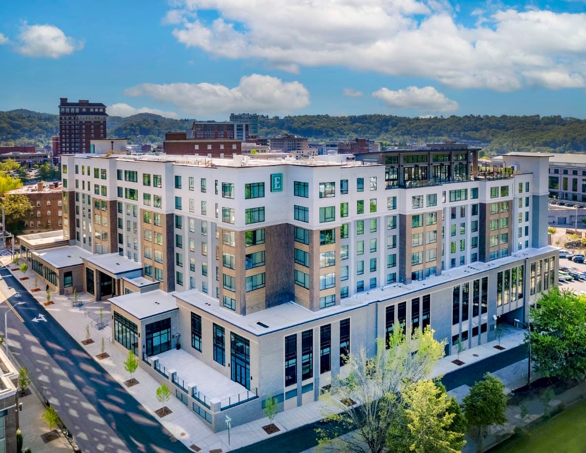 DoubleTree by Hilton Asheville Downtown, Hotel in Asheville