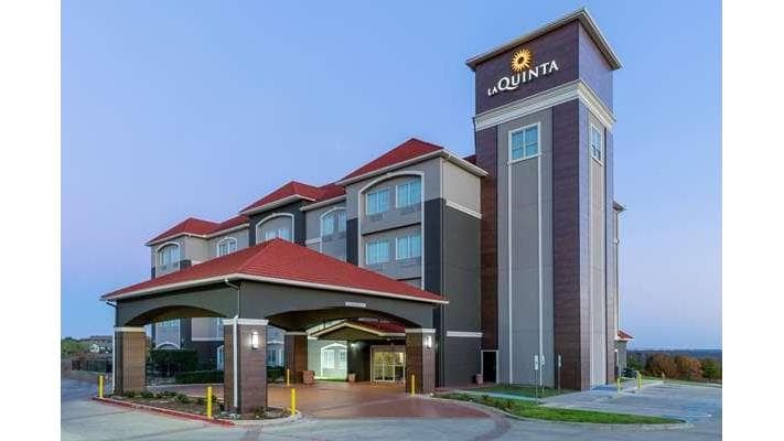 La Quinta Inn & Suites Fort Worth - Lake Worth, Hotel in Lake Worth
