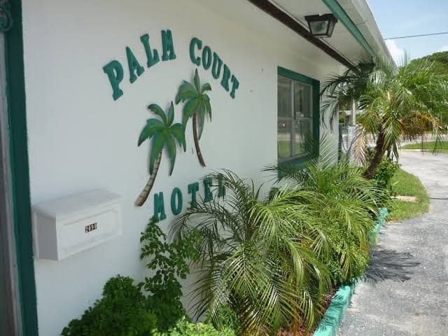 Palm Court Motel, Motel in Dunedin