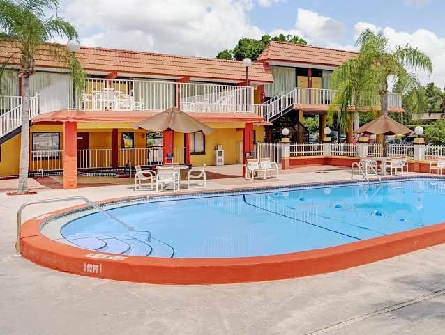 Howard Johnson by Wyndham Clearwater FL, Hotel in Dunedin