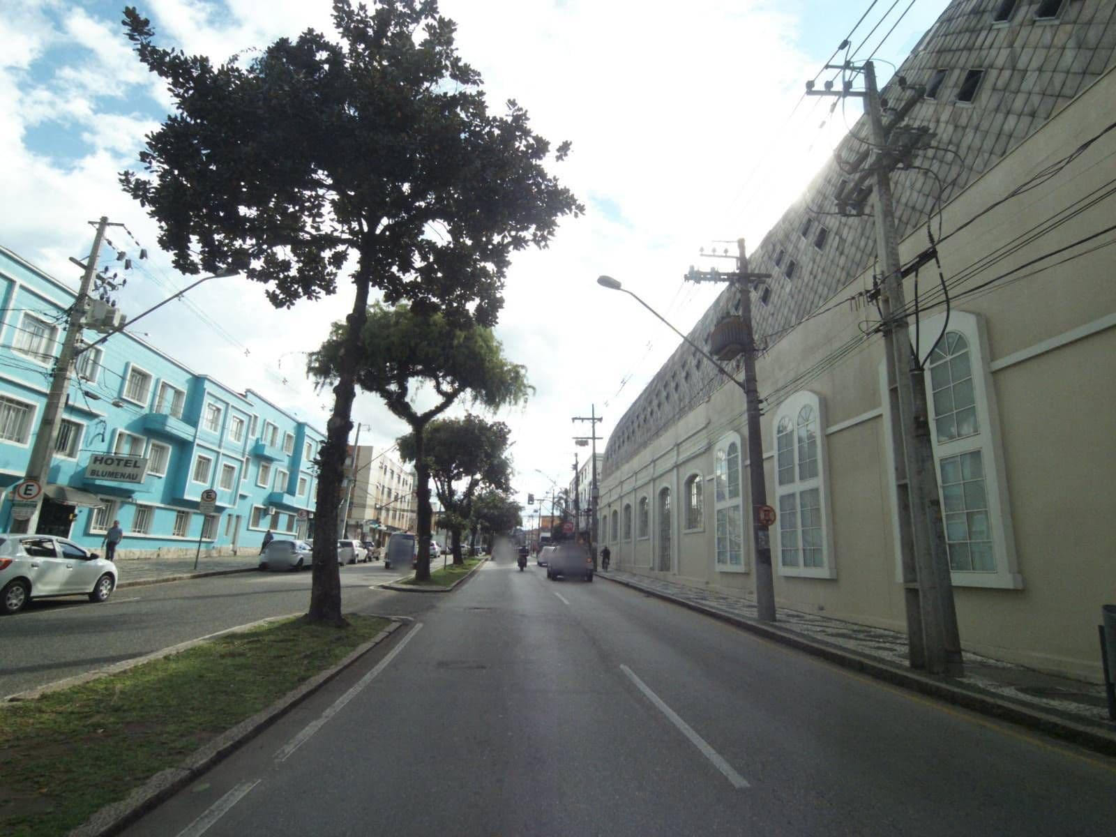 Street view near Hotel Blumenau, Curitiba — © projevias (CC BY-SA · Mapillary)