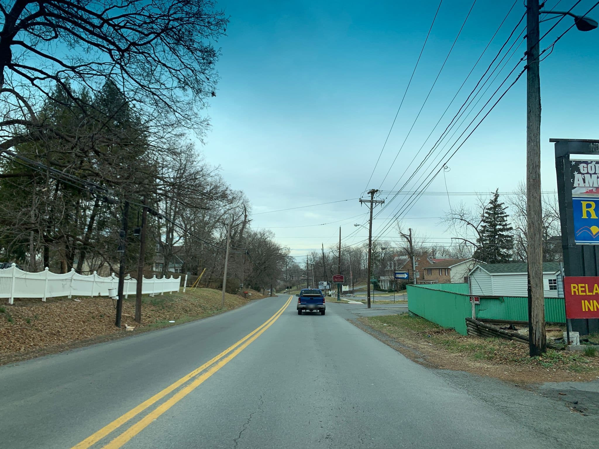 Street view near Relax Inn, Martinsburg — © mdroads (CC BY-SA · Mapillary)
