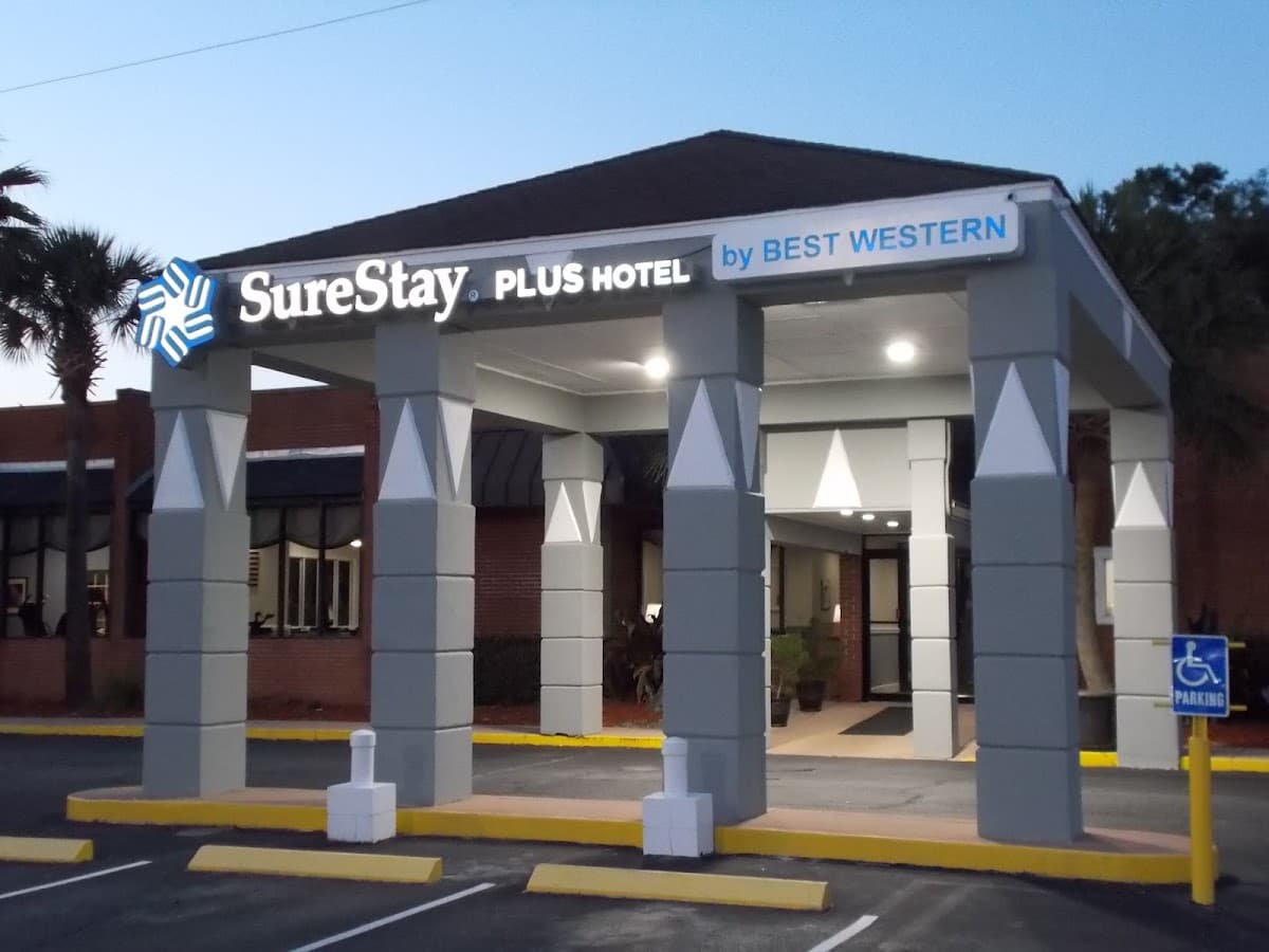 SureStay Plus By Best Western St Marys Cumberland, Hotel in St. Marys