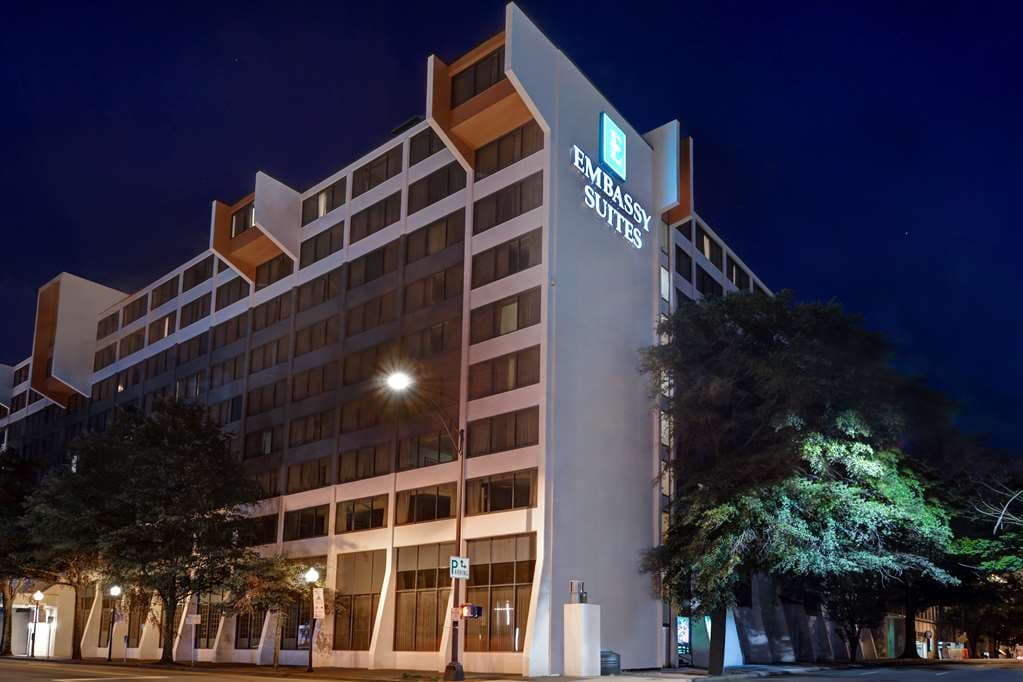 Embassy Suites by Hilton Winston Salem, Hotel in Winston-Salem