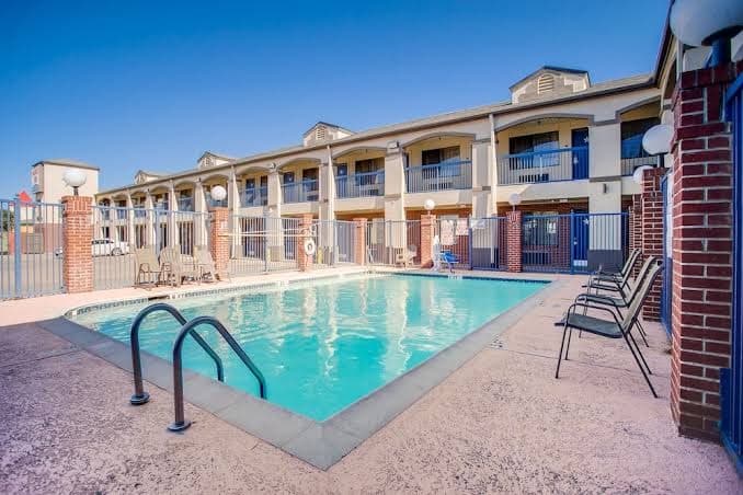 Ranger Inn & Suites, Motel in Arlington