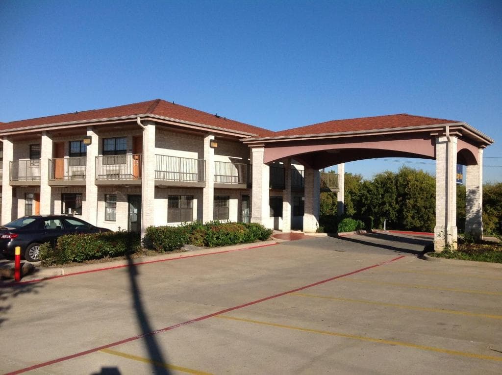Heritage Inn, Motel in Arlington