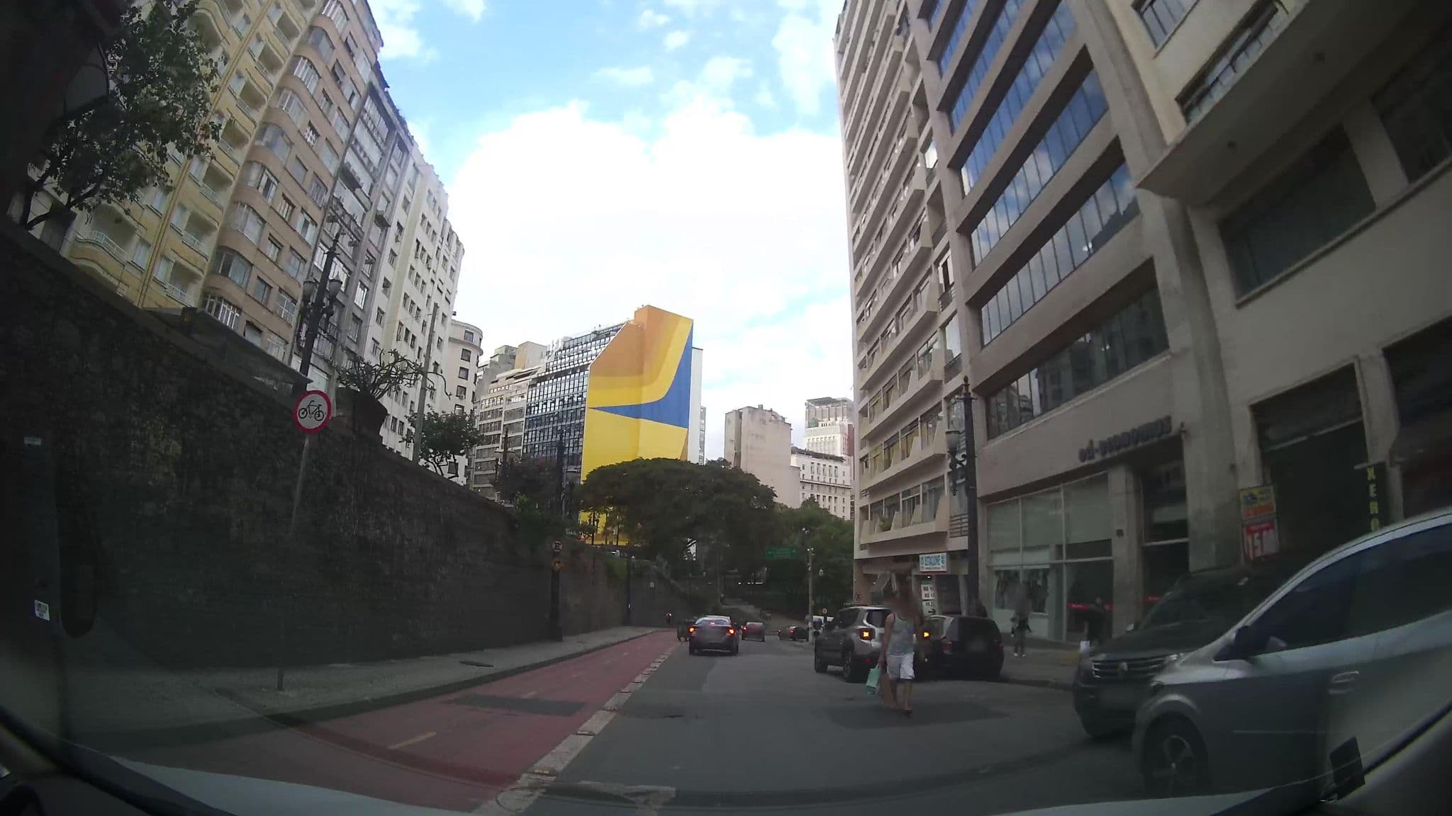 Street view near Hotel Amália, Republica — © marciosampaio (CC BY-SA · Mapillary)